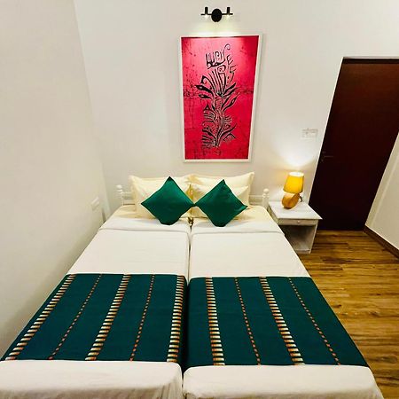 Ayur Ayur White Sail Villa Dalupotha 외부 사진