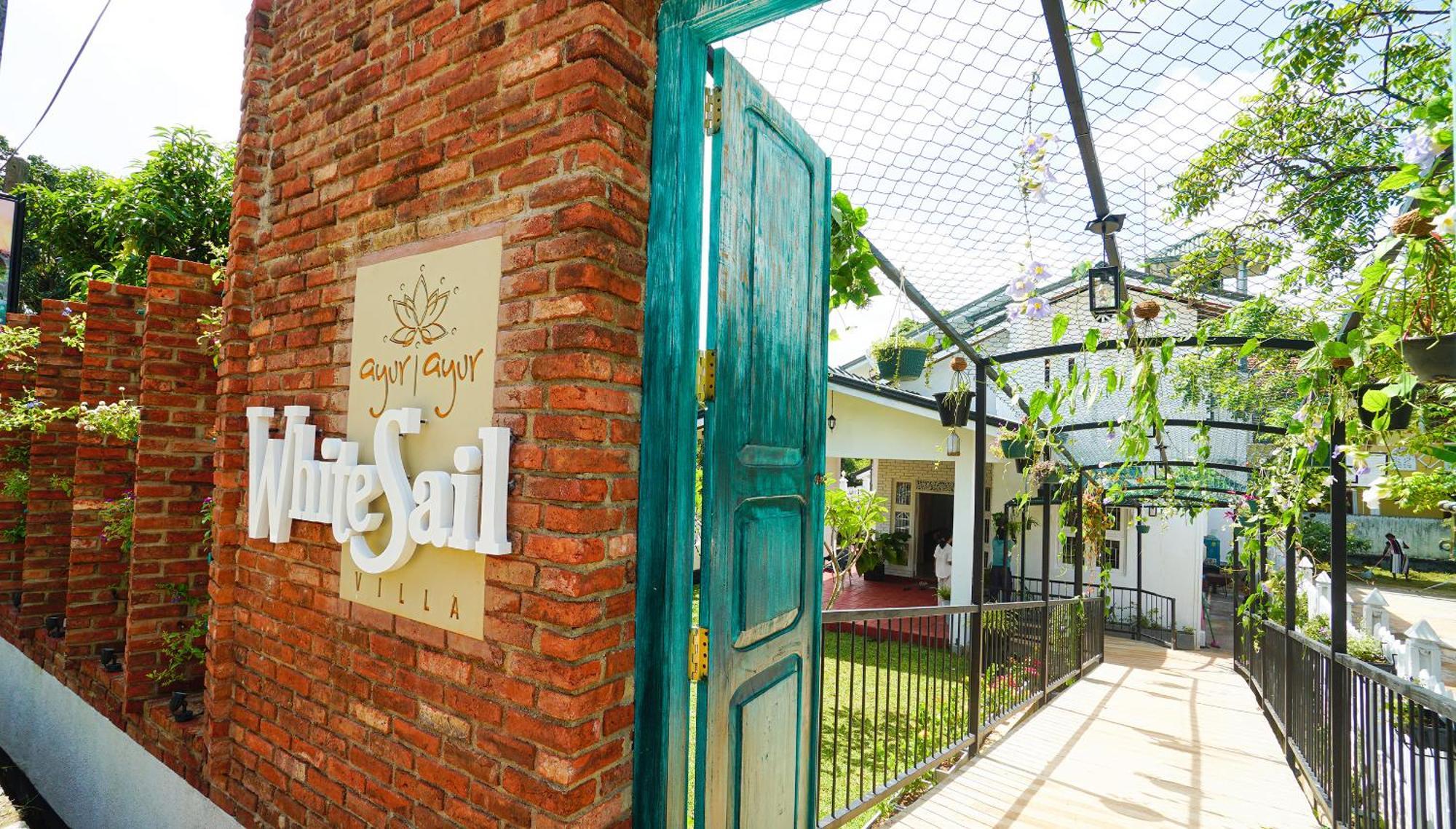 Ayur Ayur White Sail Villa Dalupotha 외부 사진